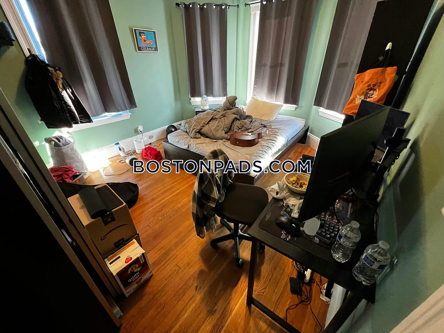 4 bed, 9999 sqft, $5,000 — Photo 2