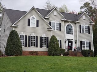 122 Montrose Dr, Mooresville, NC 28115