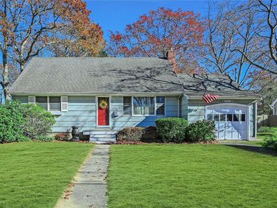163 Rollstone Avenue, West Sayville, NY, 11796