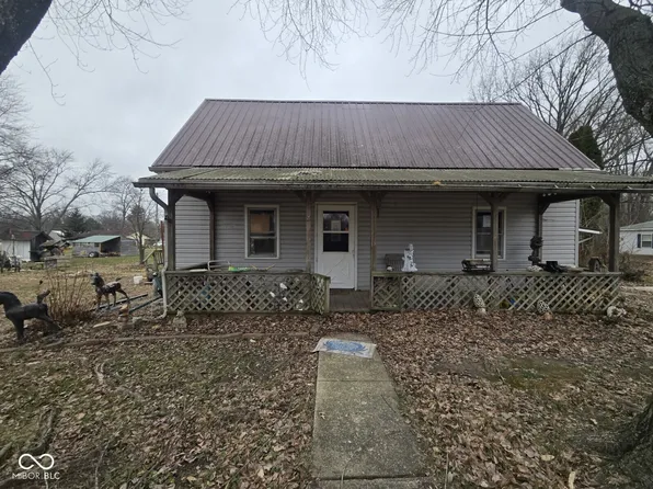 979 S Sallust St, Jasonville, IN 47438