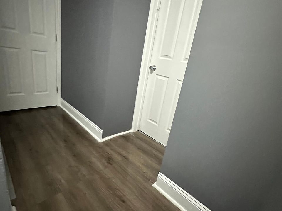 1st image of 211 Wayne Ave