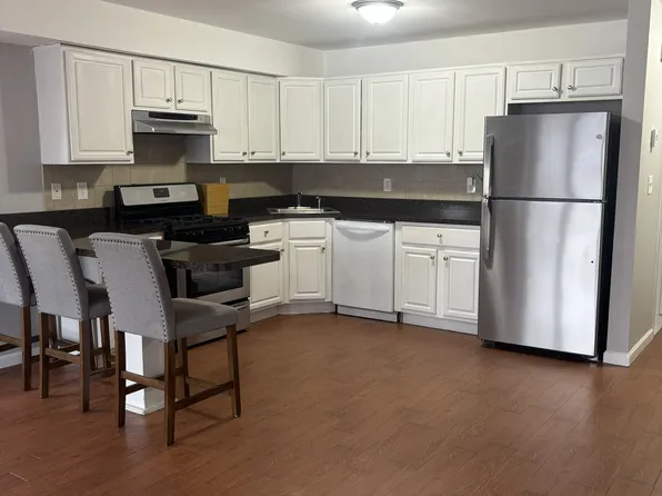 167 Beach 95th St #1, Far Rockaway, NY 11693