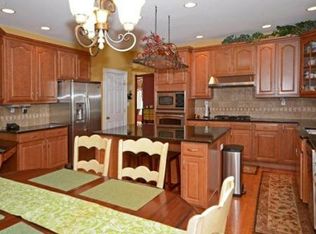 34 Overlook Rd, Hopkinton, MA 01748