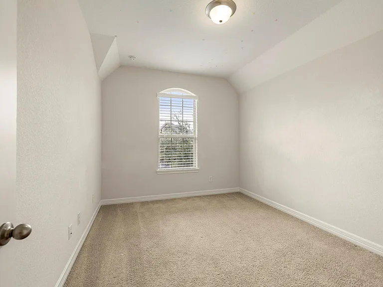 9439 Peralta Creek Ct — Photo 30