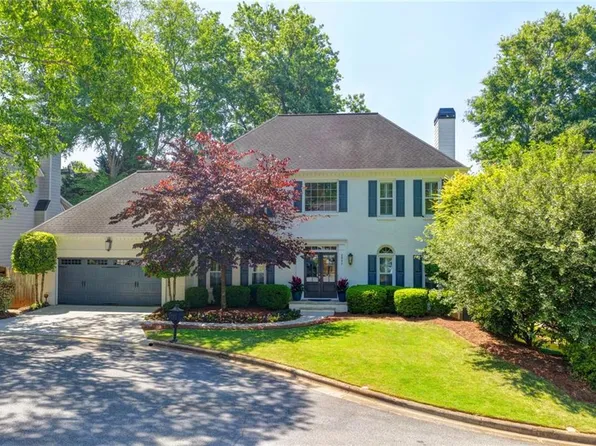 2947 Mitchell Cv, Atlanta, GA 30319