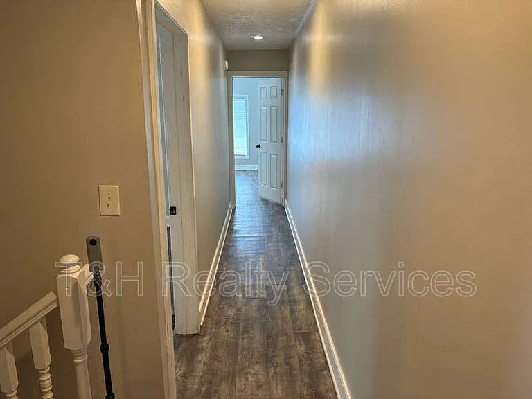 2921 N Delaware St — Photo 6