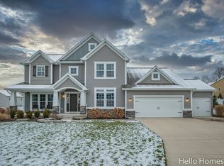 655 Stepping Stone Dr SW, Byron Center, MI 49315