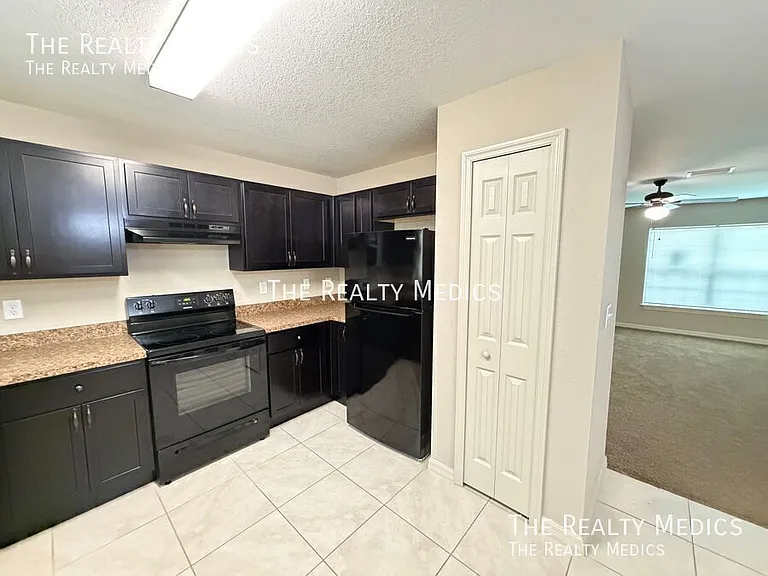 4864 SE 137th Pl — Photo 6