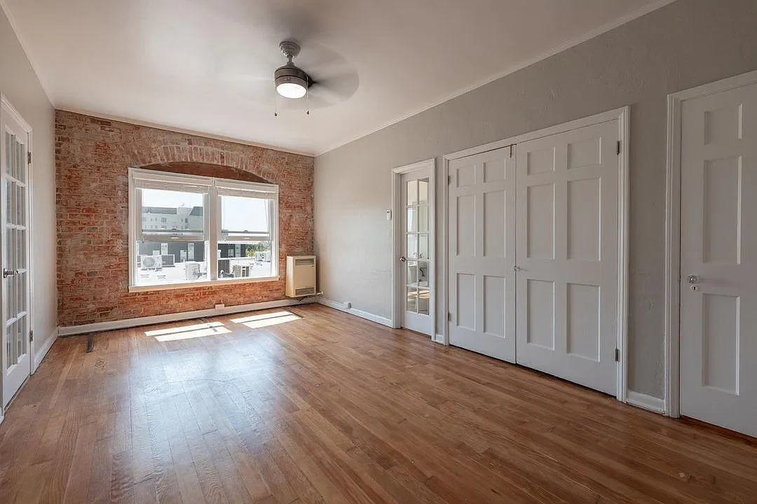 Floor plan 1 bedroom 1 bath