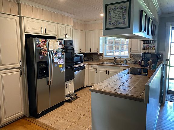 3rd image of 944 Fortenberry Dr