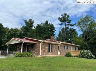 130 Cornerstone Ln, Deep Gap, NC 28618