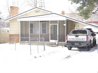 1626 Algonac Dr, Flint, MI 48532