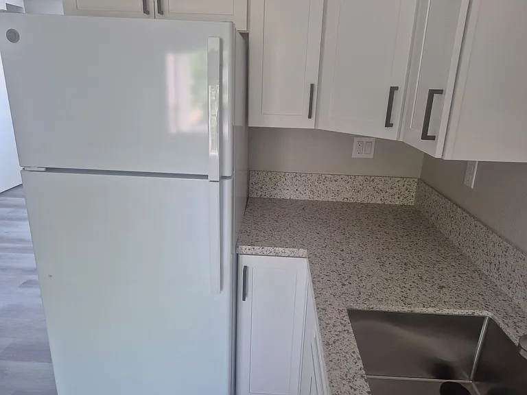 1965 Hornblend St #10 — Photo 2