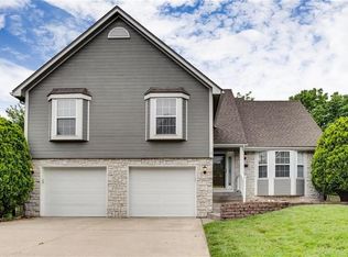 2305 SE 5th Ter, Lees Summit, MO 64063