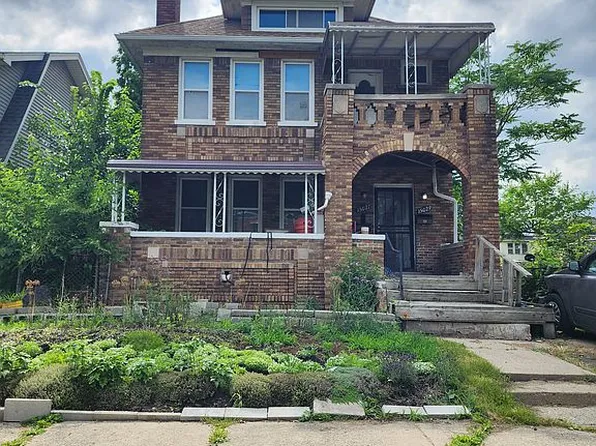 15027 Fairfield St, Detroit, MI 48238