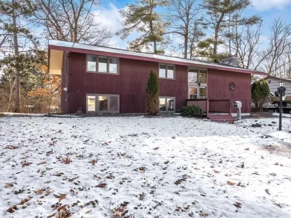 607 Cross Avenue, Amery, WI 54001