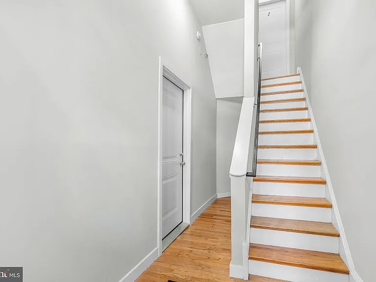 1522 Mount Vernon St #1 — Photo 3