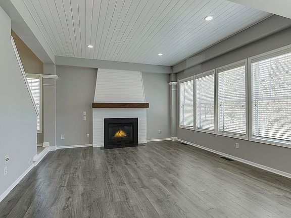 3rd image of 8167 Savanna Valley Way