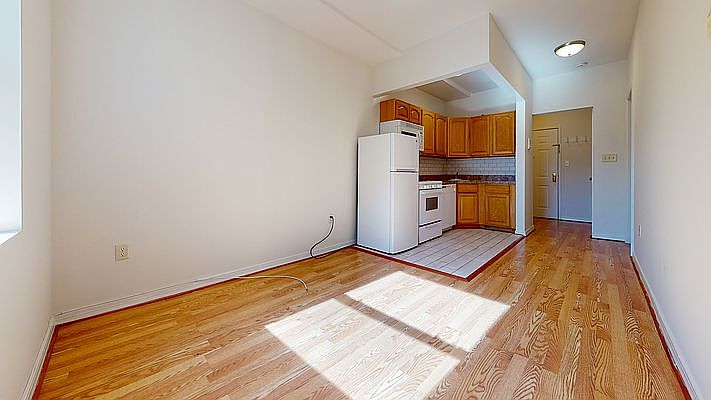 1st image of 114 W 144th St #3B