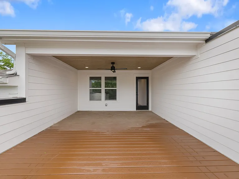1810B Delta Ave — Photo 38