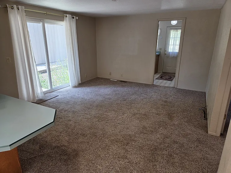 10700 NE Stevenson Rd — Photo 11