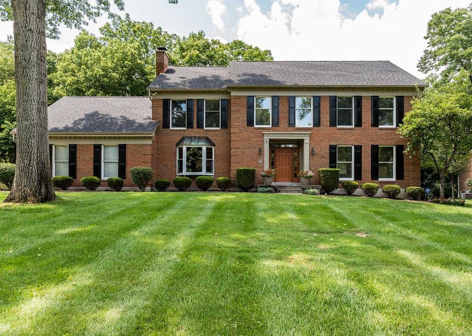 1st image of 10431 Grandoaks Ln