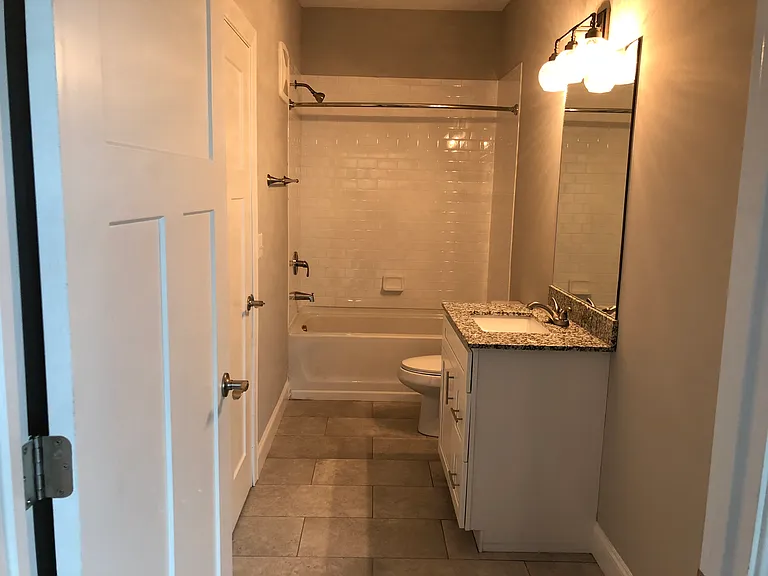 The Henry Lofts — Photo 17