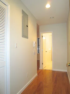 Rented by City Connections Realty | media 36