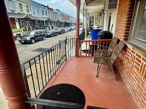 2nd image of 2553 S Beulah St