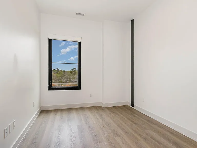 120 Mosaic Blvd #301 — Photo 29