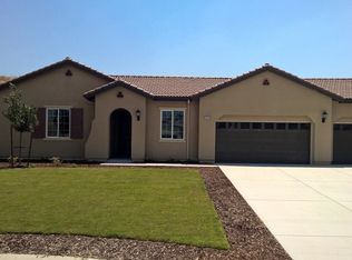 15619 Via Bassano Dr, Bakersfield, CA