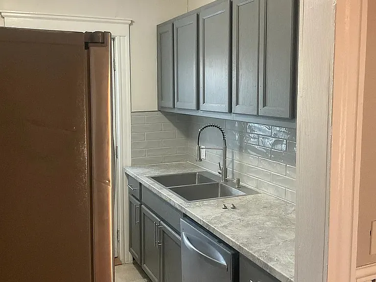 28 Emerson St #1 — Photo 12