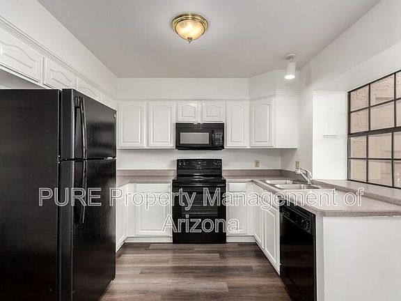 4th image of 4901 E Kelton Ln Unit 1215