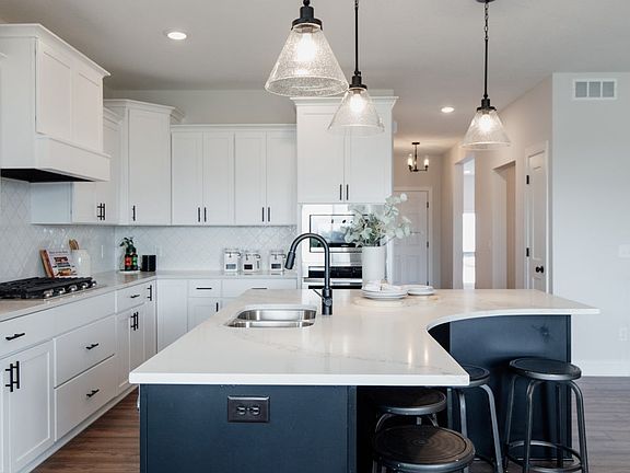 6th image of this home