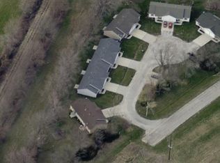 1 Whispering Pines Ct, Macon, IL 62544