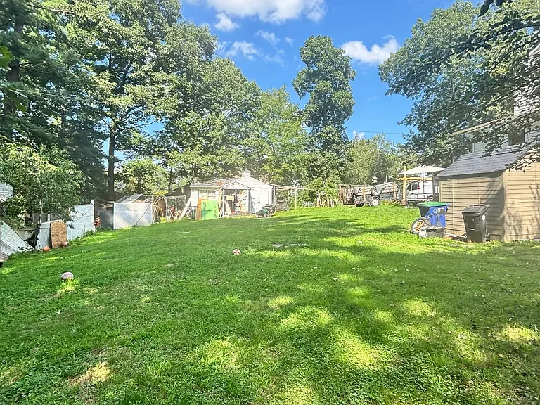 10 Mellen St #10 — Photo 25