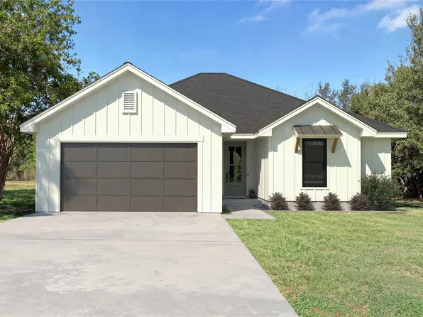 1104 Gravel St, San Marcos, TX 78666