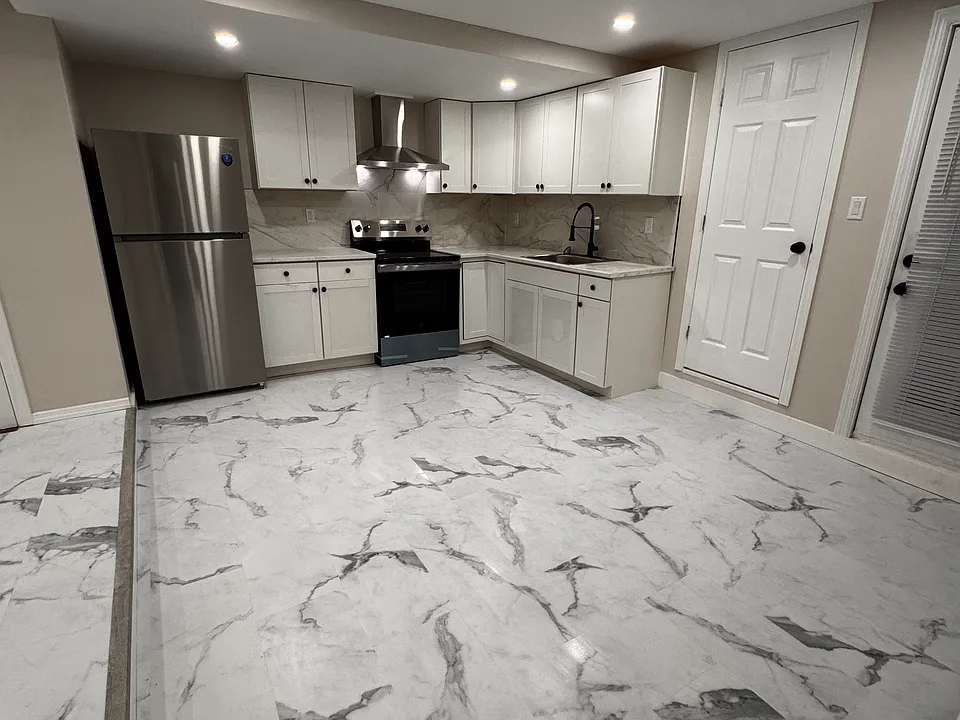 150 N Delaware Ave #1