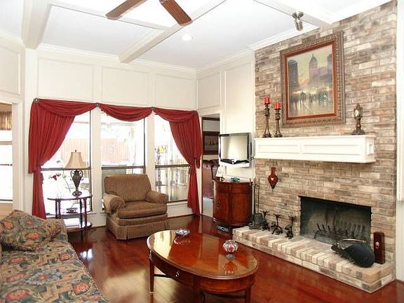5th image of 4437 Birdsong Ln