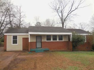 2203 Barrywood Rd NW, Huntsville, AL 35810