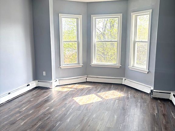 2nd image of 56 Judson St #3