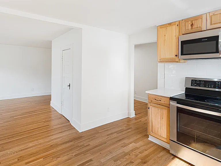 431 S Broad St #2 — Photo 3