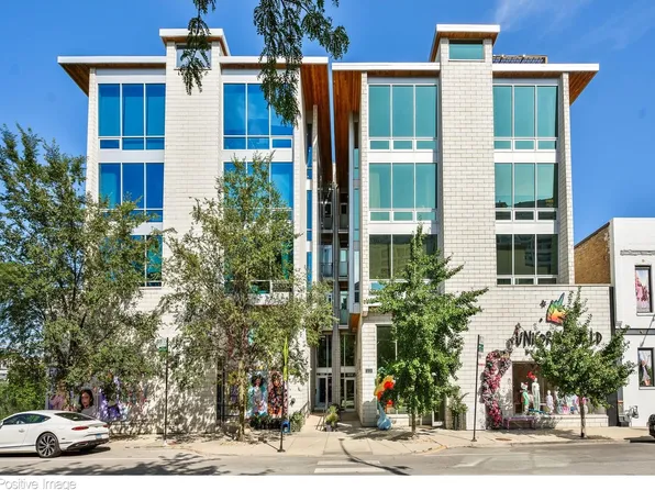 925 N Larrabee St APT 2S, Chicago, IL 60610