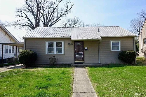 416 S Eastside Dr Photo 1