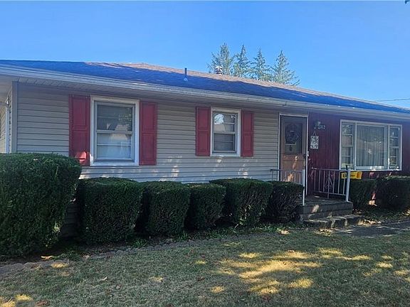 3rd image of 2312 Eastmoor Dr