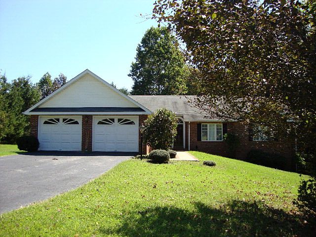 1st image of 250 Staffordshire Cir