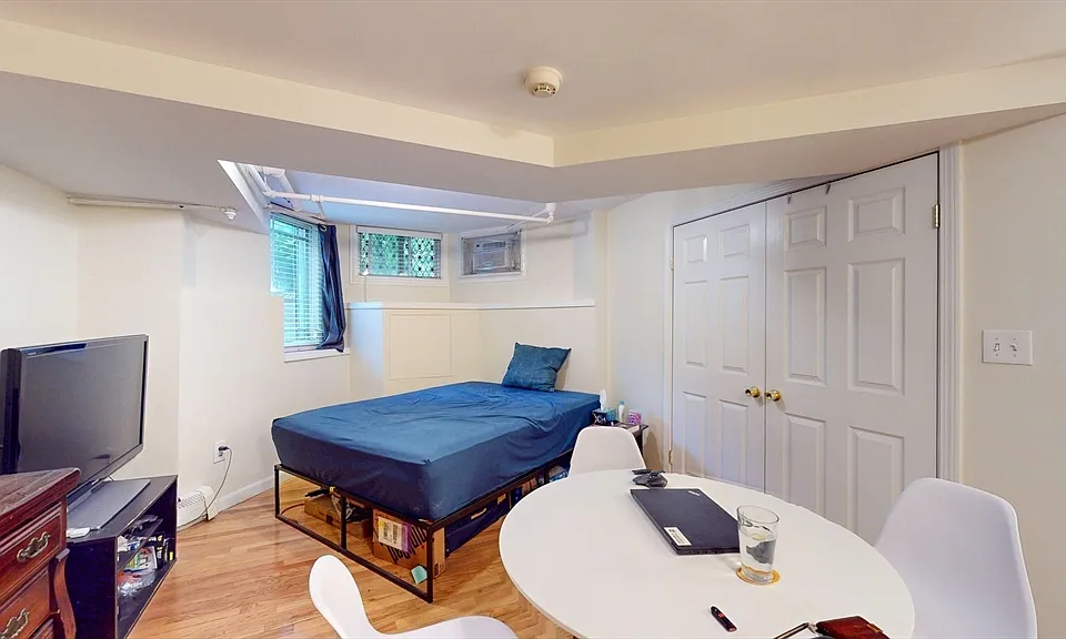 170 Marlborough St #BF