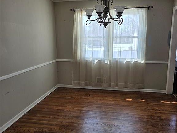 3rd image of 112 Hill Hollow Rd