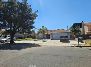347 Columbine Ct, Perris, CA 92570