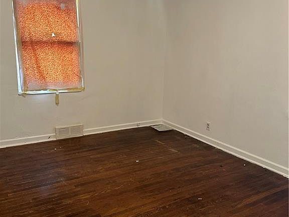 5th image of 7224 Virginia Ave
